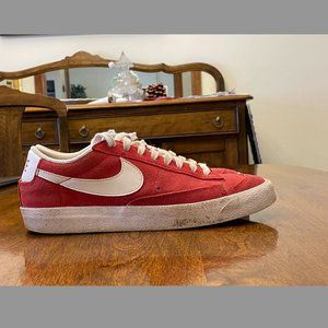 Nike Blazers, Men's 7.5